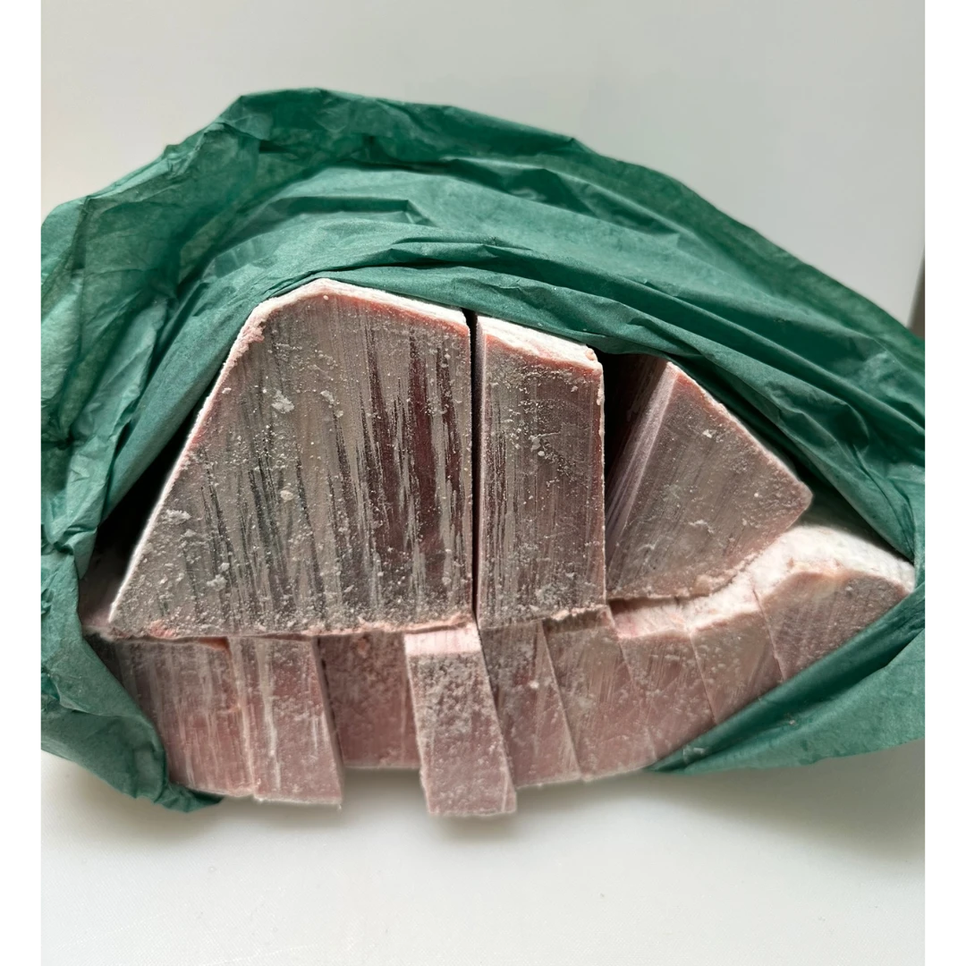 SF MINAMI MAGURO CHUTORO A - SUPER FROZEN BLUEFIN TUNA - Thunnus maccoyii GSK1 (2).png
