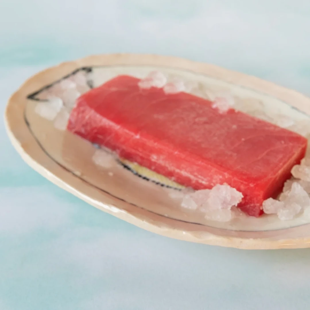 KIHADA MAGURO - FROZEN YELLOWFIN AHI TUNA LOIN - Thunnus albacares 黄肌鮪 Kihada Maguro 8-12oz SAKU.png