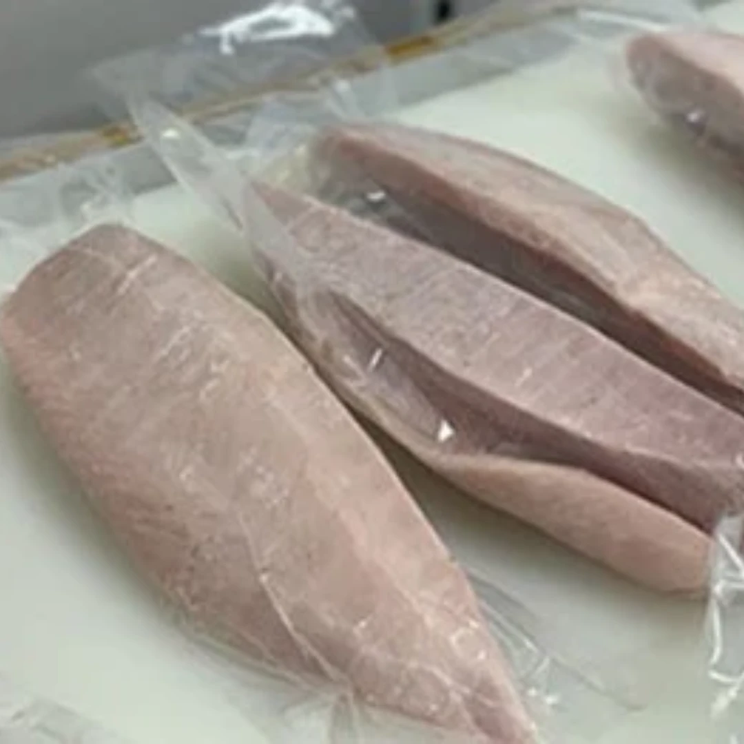 BINCHOU AAA LOIN VACPAC - FROZEN ALBACORE TUNA - Thunnus alalunga.png