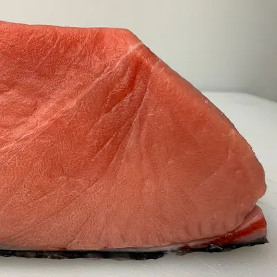 HONMAGURO CHU TORO AAA - (MARBLED) FRESH FARMED BLUEFIN TUNA - Thunnus orientalis (5).png
