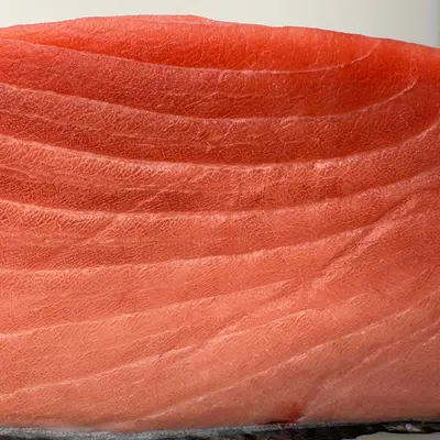 HONMAGURO CHU TORO AAA - (MARBLED) FRESH FARMED BLUEFIN TUNA - Thunnus orientalis (4).png