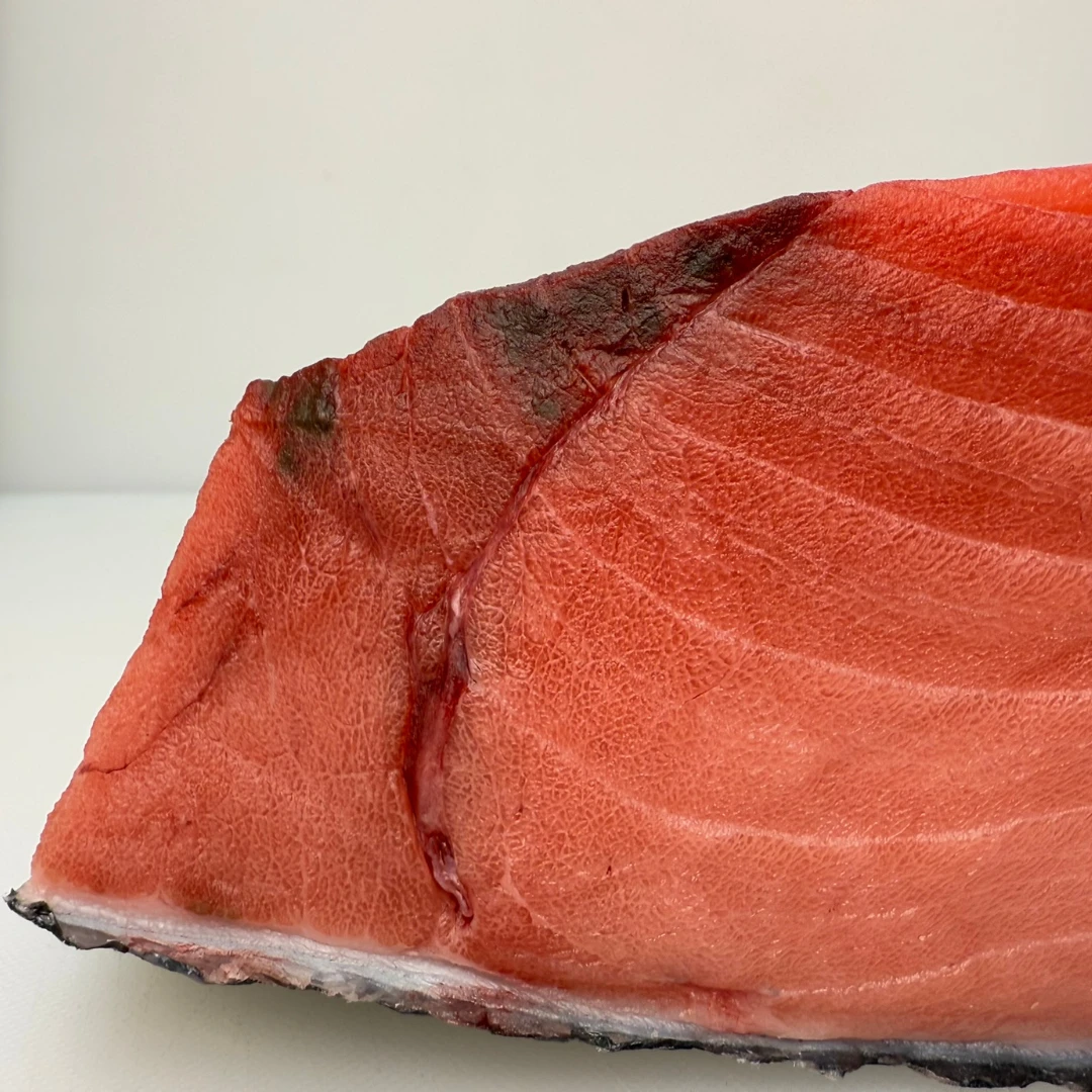 HONMAGURO CHU TORO AAA - (MARBLED) FRESH FARMED BLUEFIN TUNA - Thunnus orientalis (3).png