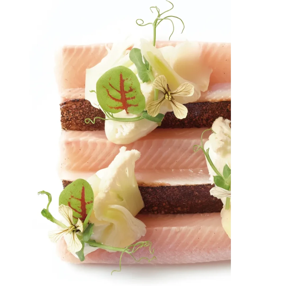 PREMIUM WHITE FUJISAN SĀMON - FRESH FARMED MT. FUJI SALMON - Oncorhynchus mykiss.png