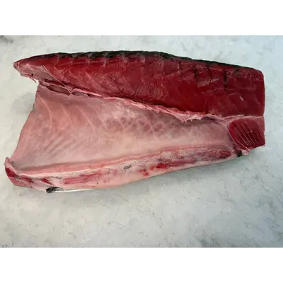 本まぐろ 腹上中ロイン（しっぽなし）Hara Shippo Nashi (Belly Loin Tail Off)