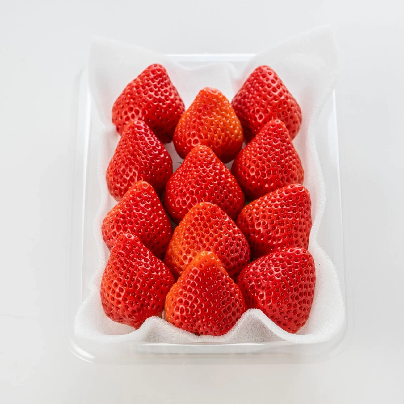 japanese-strawberry-270g-limited-availability_1.webp