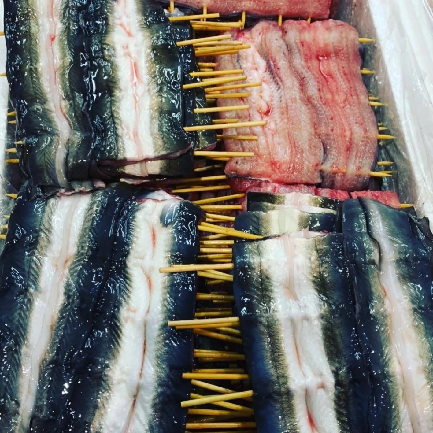 aaa-fresh-kushi-unagi-skwered-eel-250g_1.webp