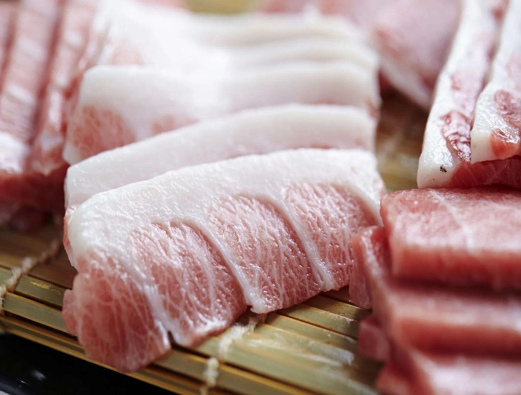 super-frozen-bluefin-tuna-o-toro-sashimi-quality-0-5lb_1.webp