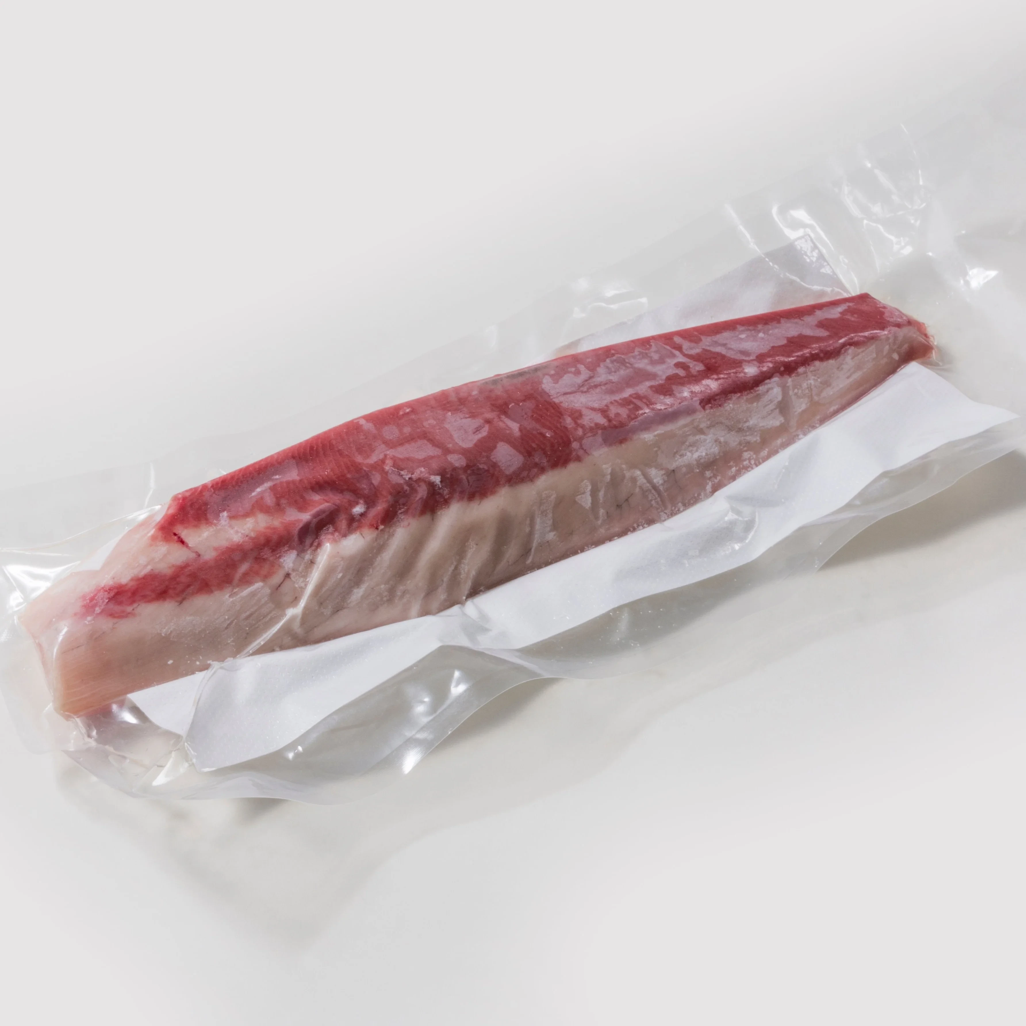 frozen-hamachi-loin-sashimi-quality-1-75-lb_2.webp