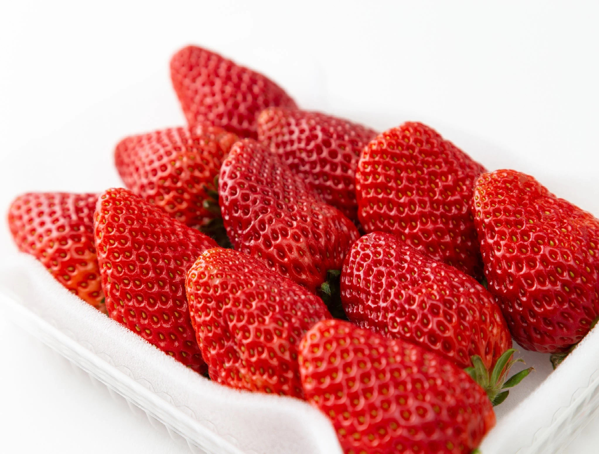 japanese-deluxe-strawberry-large-400g-limited-availability_0.jpg