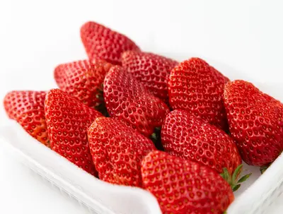 Japanese GIFT Strawberry Large 300g -