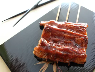 frozen-unagi-226g_2.webp