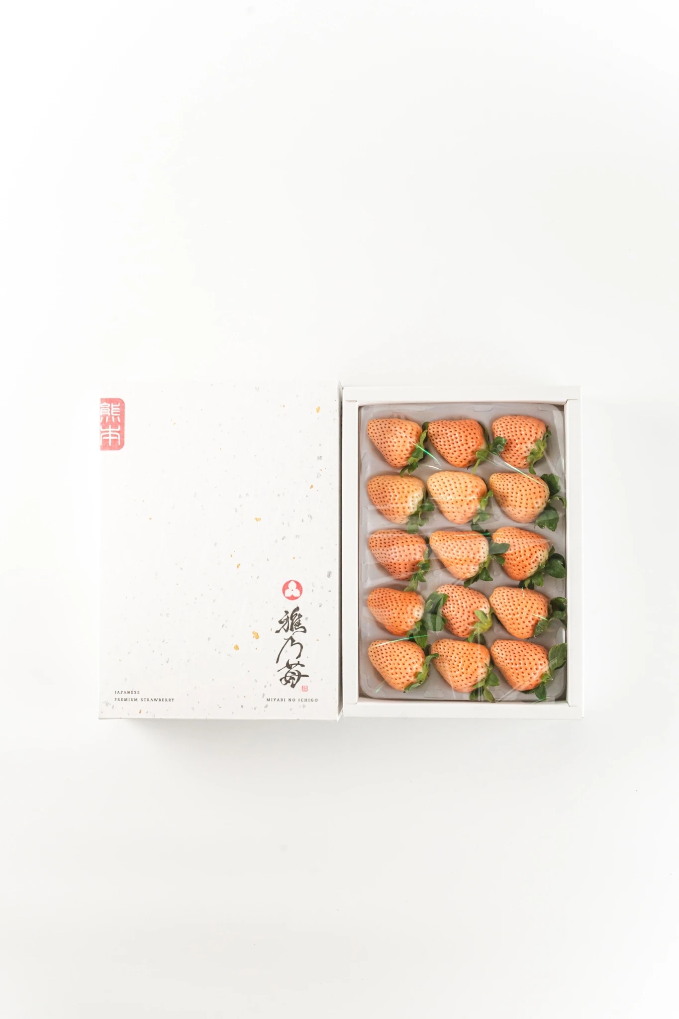 white-japanese-strawberry-awa-yuki-dan-xue-400g-gift-box_2.jpeg