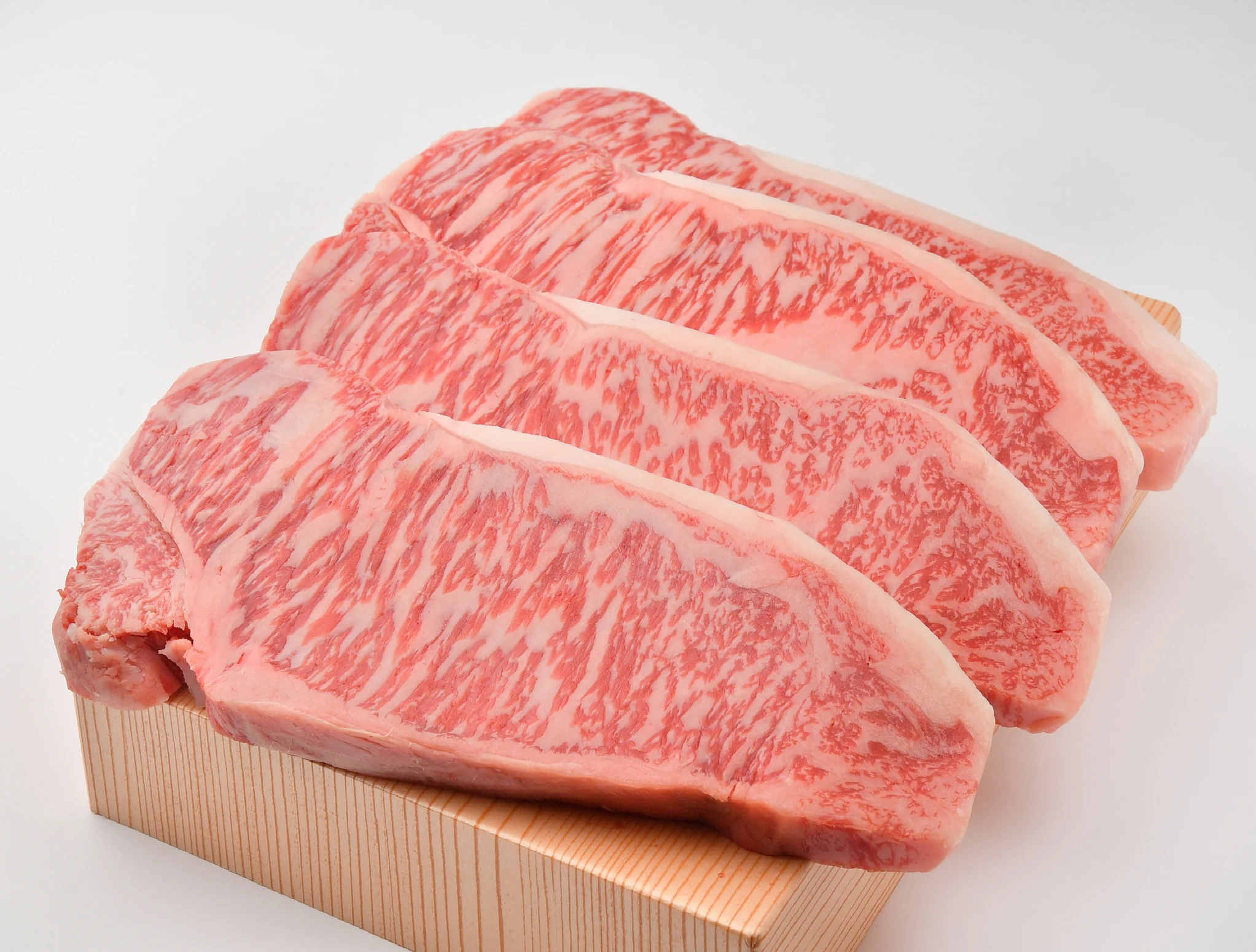 a5-japanese-satsuma-wagyu-stripeloin-16oz_2.jpg