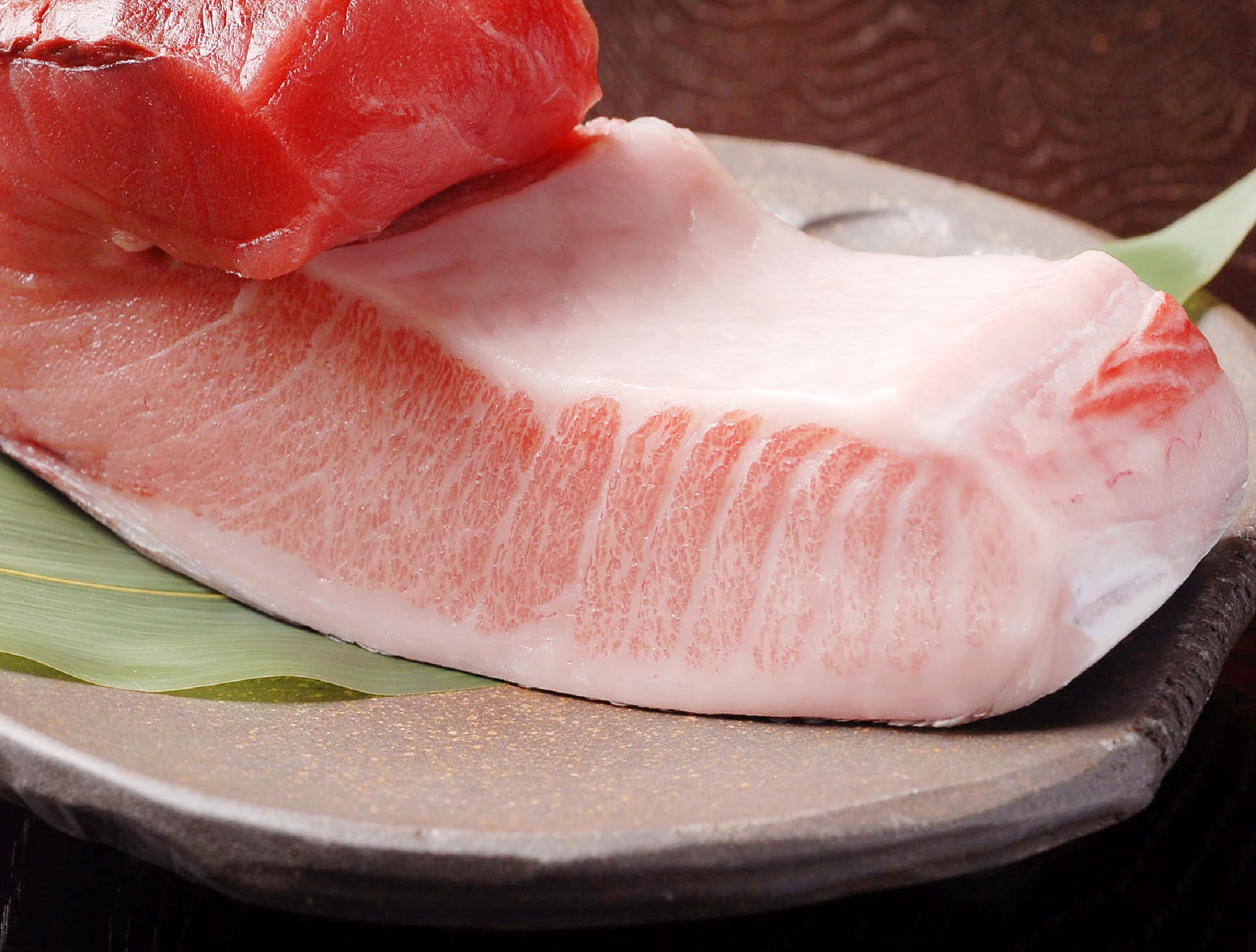 bluefin-tuna-sashimi-quality-20lb_1.jpg
