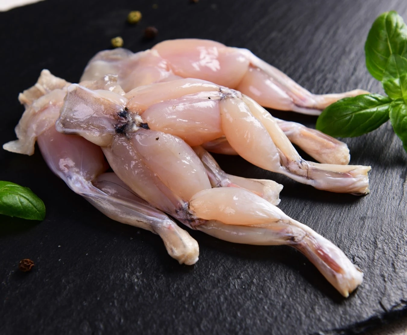 Frogs-Legs-1kg-1-Custom.jpg